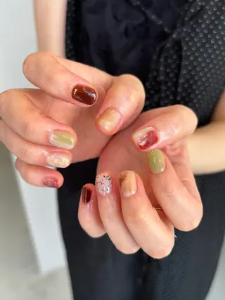 ネイル SALON VILLAGE Aoyama 2nd.所属・堀川 祐里のネイルデザイン