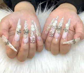 ネイル MoonHi Nail Salon所属・MoonHi Nail 朝霞台のネイルデザイン