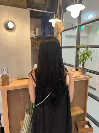 ロング カラー Neale. ユメのヘアスタイル