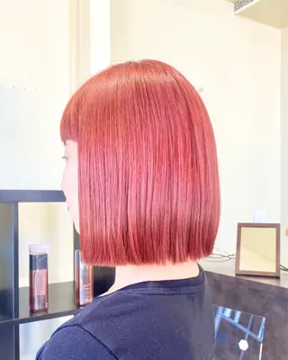 ショート カラー 太田 未来のヘアスタイル