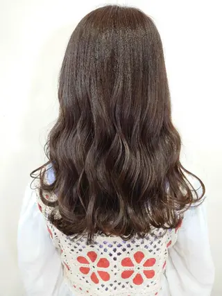 セミロング ブリーチ／ 髪質改善／ＲＹＯのヘアスタイル