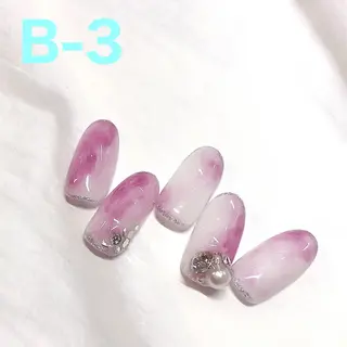 ネイル Richelle eyelash&nail 横浜店所属・二宮 はなのネイルデザイン