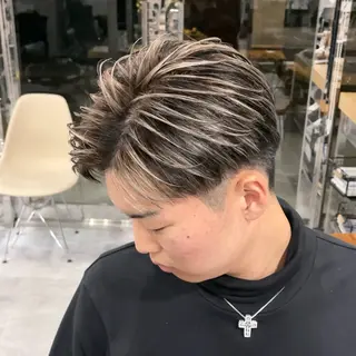 カラー メンズ REDEAL所属・上村 光希のヘアスタイル