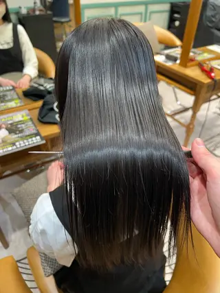 セミロング 韓国レイヤーカット/ 縮毛矯正/羽田航のヘアスタイル