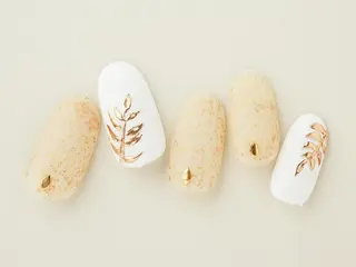 ネイル 💗🪽Tiary Nail🪽💗のネイルデザイン