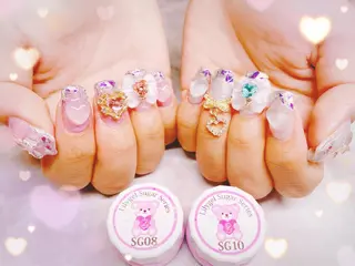 ネイル Piacere所属・Piacere 絵美のネイルデザイン