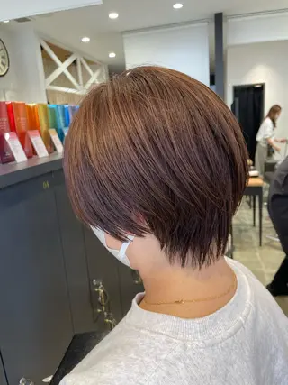 ショート カラー 鈴村 大介のヘアスタイル