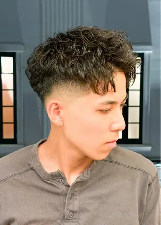 ショート メンズ DAD　BARBERSHOP所属・三宮メンズカット ヨシイッキのヘアスタイル