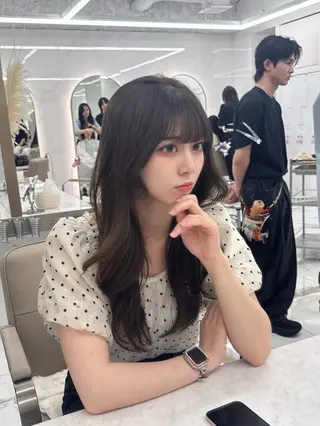 ロング kiti SAKAE所属・のり/顔まわり/韓国 /レイヤーカットのヘアスタイル