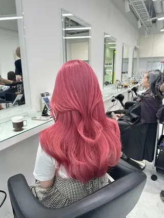 セミロング カラー ❄最強かわいいカラー ❄️MINA❄️のヘアスタイル