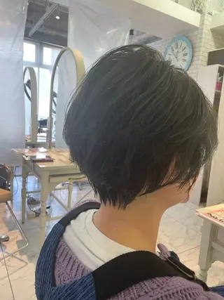 ショート 保々  雄輝のヘアスタイル