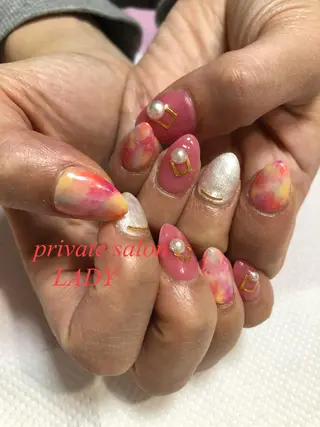 ネイル 桜田 麻菜のネイルデザイン