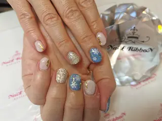 ネイル ネイルリボン 受付スタッフのネイルデザイン