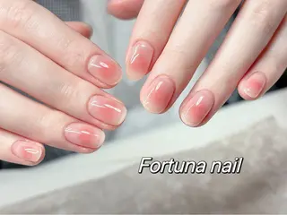 ネイル Nail •Head スパFortunaのネイルデザイン
