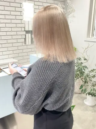 ロング カラー みなみ/ブリーチ/ ダイアモンドリリーのヘアスタイル