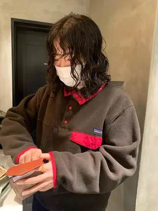 ミディアム パーマ アンニュイヘア🪽 ayumiのヘアスタイル