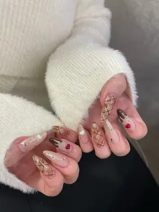 ネイル Kuwata Arisa⋆🍒⭒˚のネイルデザイン