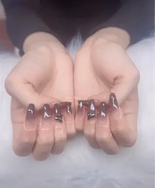 ネイル HIN NAILのネイルデザイン