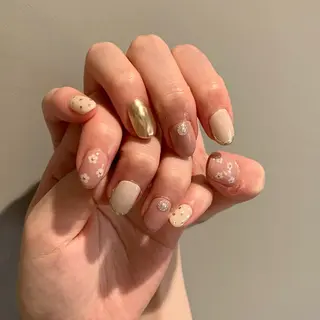 ネイル ウシク ミユキのネイルデザイン