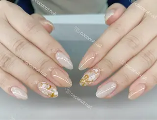 ネイル 神田 ココナッツのネイルデザイン