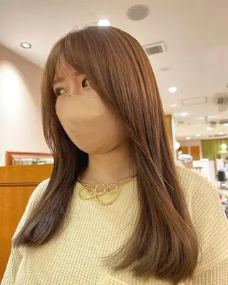 ロング カラー Lita所属・Lita KANAのヘアスタイル