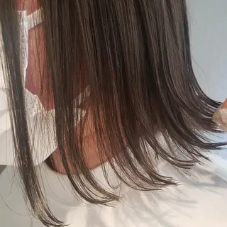 ショート 🇰🇷透明感×ハイ トーン🌟tomoのヘアスタイル