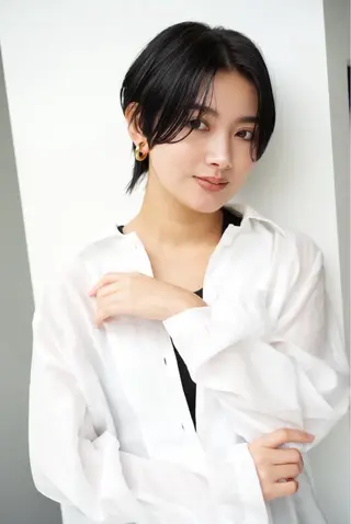 ショート カラー 加賀 千聖 /soigneのヘアスタイル