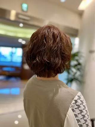 ショート カラー パーマ Maison de Beaut’e所属・舘 晴香のヘアスタイル