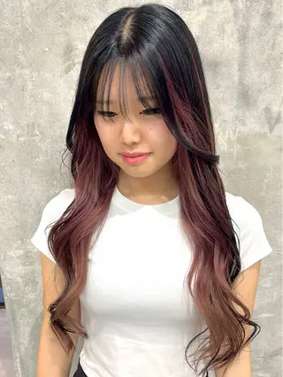 ロング カラー LUCK 本厚木店のヘアスタイル