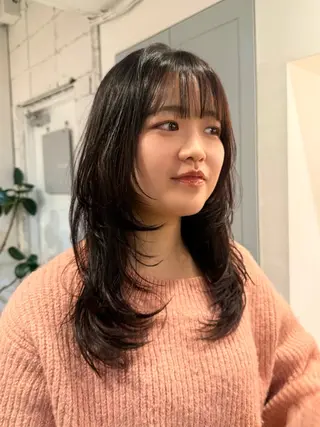 ロング 伊藤 まみのヘアスタイル