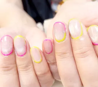 ネイル manis .のネイルデザイン