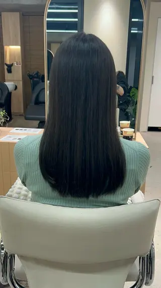 ロング カラー Toiro武蔵小杉所属・ストレート特化✨／☘ ショート Ryotaのヘアスタイル