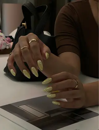 ネイル nail salon  U所属・日向 あゆみのネイルデザイン