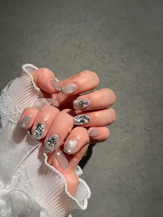 ネイル I-nailロング /ワンホン/キラキラのネイルデザイン