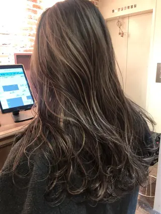 ロング カラー 【代表】高山 一真のヘアスタイル