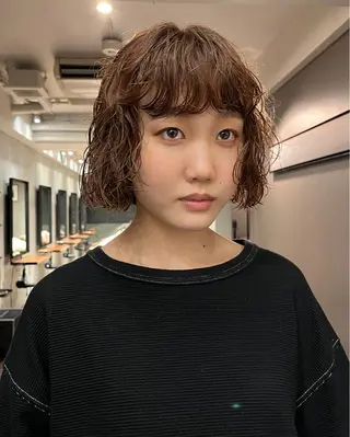 パーマ NERO 眞下秋歩のヘアスタイル
