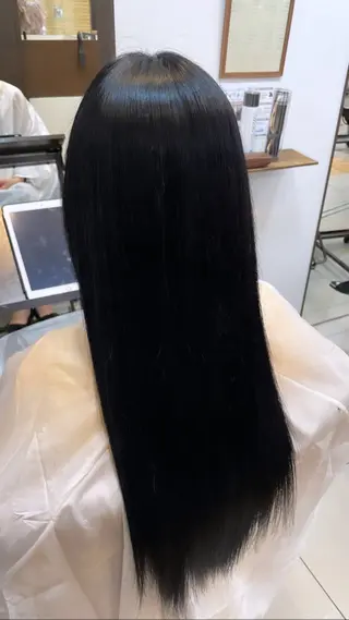 ロング カラー SOYON なんば店所属・水島 真彩のヘアスタイル