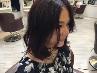 ミディアム セミロング ロング カラー パーマ 江原 彩華のヘアスタイル