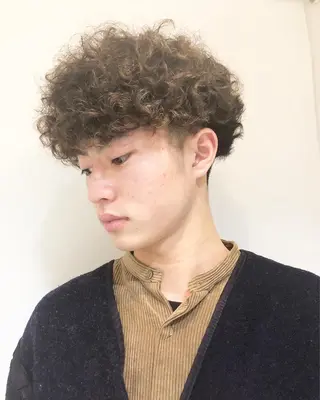 パーマ ヘアアレンジ メンズ ainico+所属・メンズ特化✂️栗原 侑也のヘアスタイル