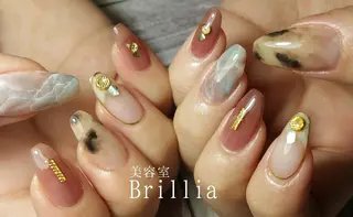 ネイル 柴田 彩のネイルデザイン