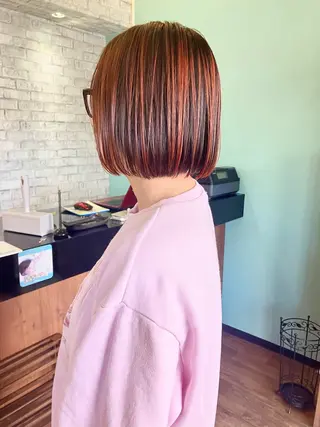 ミディアム カラー ヘアークルーズ ピースのヘアスタイル