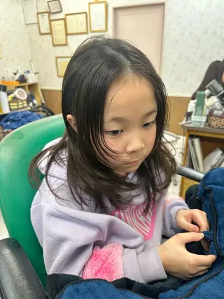 キッズ 髪質改善のプロ✨りな さんのヘアスタイル