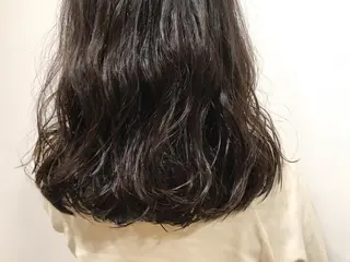ミディアム 暖色カラー🍊 ボブ🌿顔周りcutのヘアスタイル
