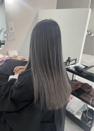 ロング カラー ROBIN所属・指名数No.1 /NAOYAのヘアスタイル