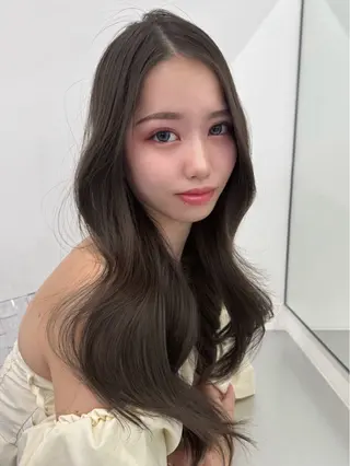 ロング Rita/髪質改善 /透明感カラーのヘアスタイル