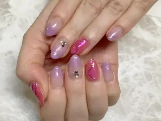 ネイル Viva Joie所属・Viva Joieのネイルデザイン