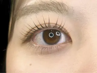 マツエク・マツパ private salon　Emer所属・Emer よしかわのマツエク・マツパデザイン