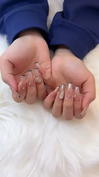 ネイル RÊVIA所属・RÊVIA (レヴィア)のネイルデザイン