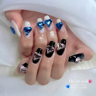 ネイル Sii nail 🤍SAKIのネイルデザイン