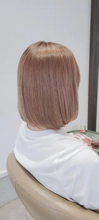 カラー ショート 尾澤 尚希のヘアスタイル